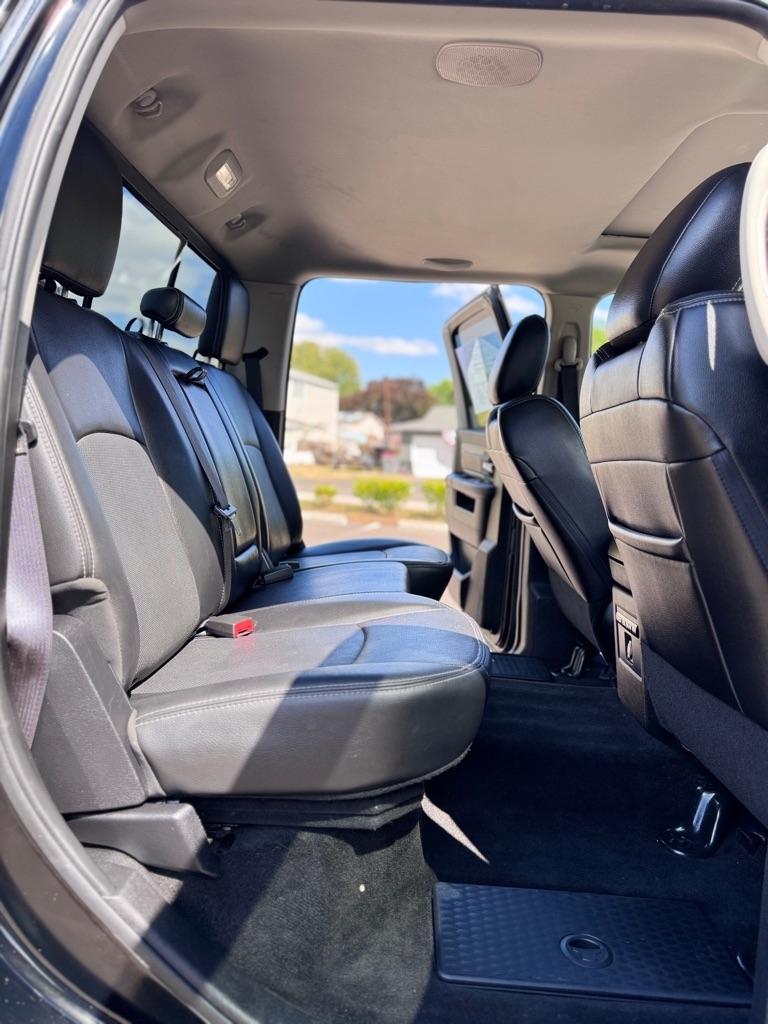 RAM 1500 4WD Crew Cab 149" Sport 2015