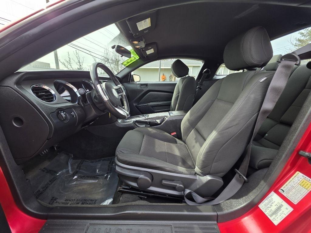 Ford Mustang 2dr Cpe V6 2013