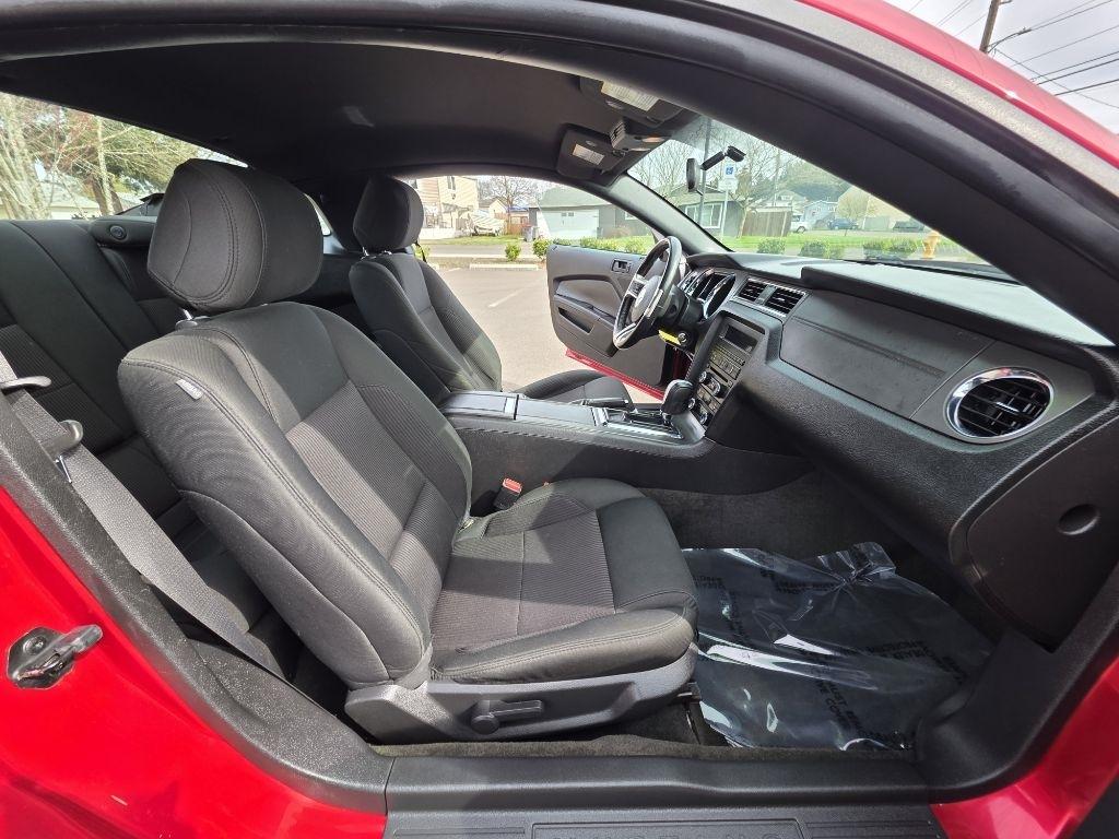 Ford Mustang 2dr Cpe V6 2013