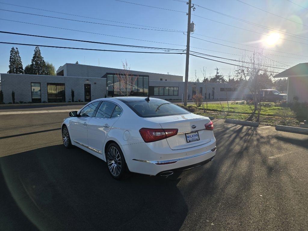 Kia Cadenza 4dr Sdn Premium 2015