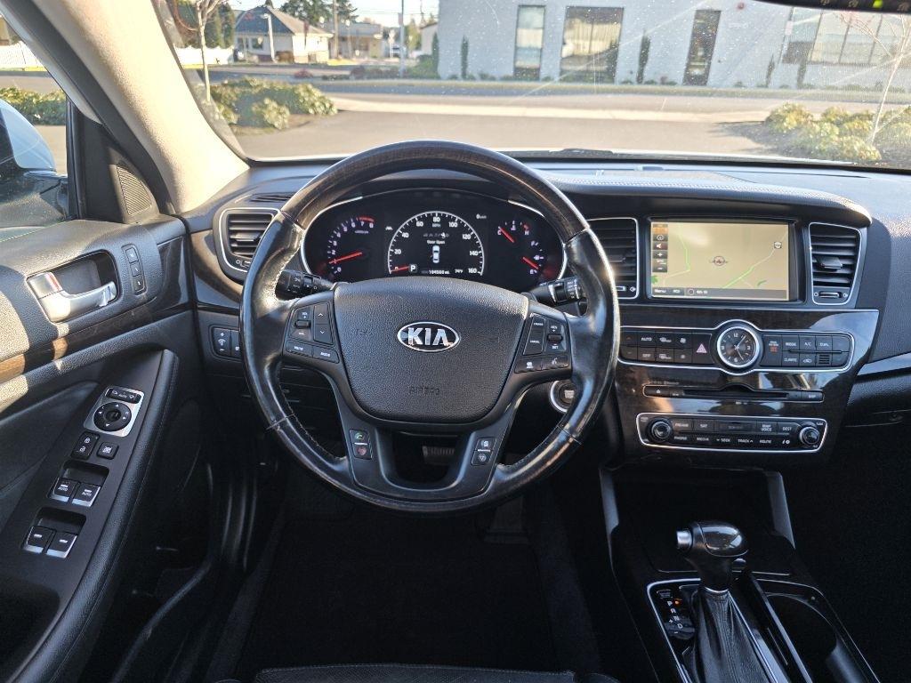 Kia Cadenza 4dr Sdn Premium 2015