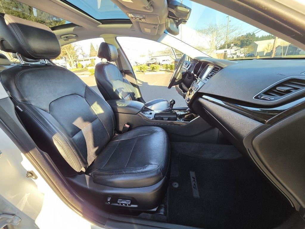 Kia Cadenza 4dr Sdn Premium 2015