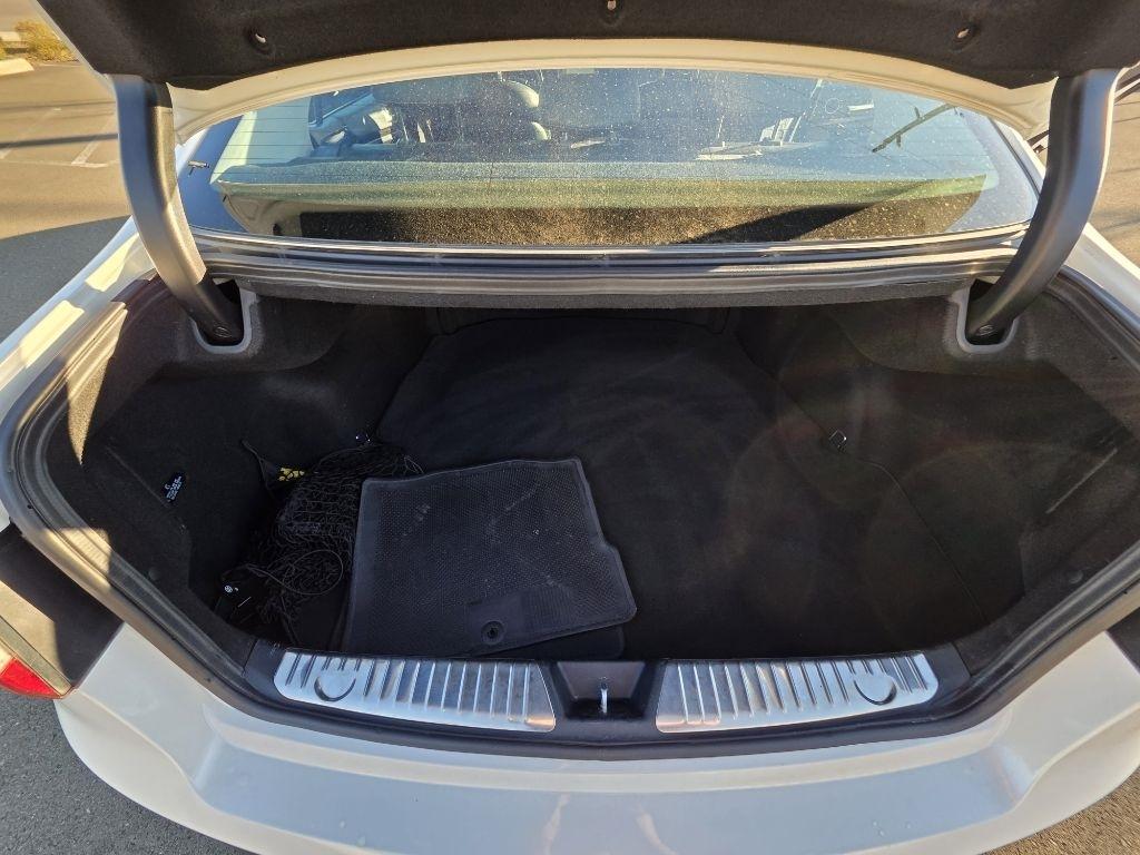 Kia Cadenza 4dr Sdn Premium 2015