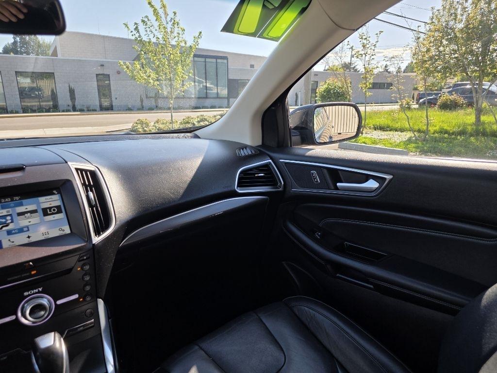 Ford Edge Titanium FWD 2017