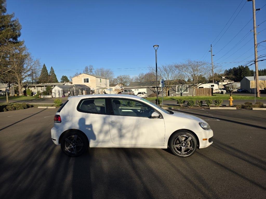 Volkswagen Golf 2dr HB Auto PZEV 2012