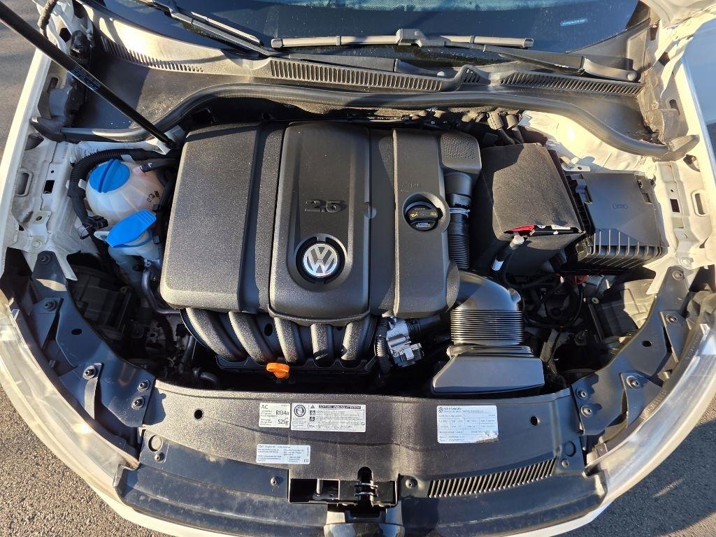 Volkswagen Golf 2dr HB Auto PZEV 2012