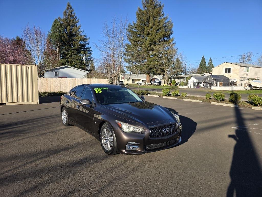 Infiniti Q50 4dr Sdn Premium RWD 2015