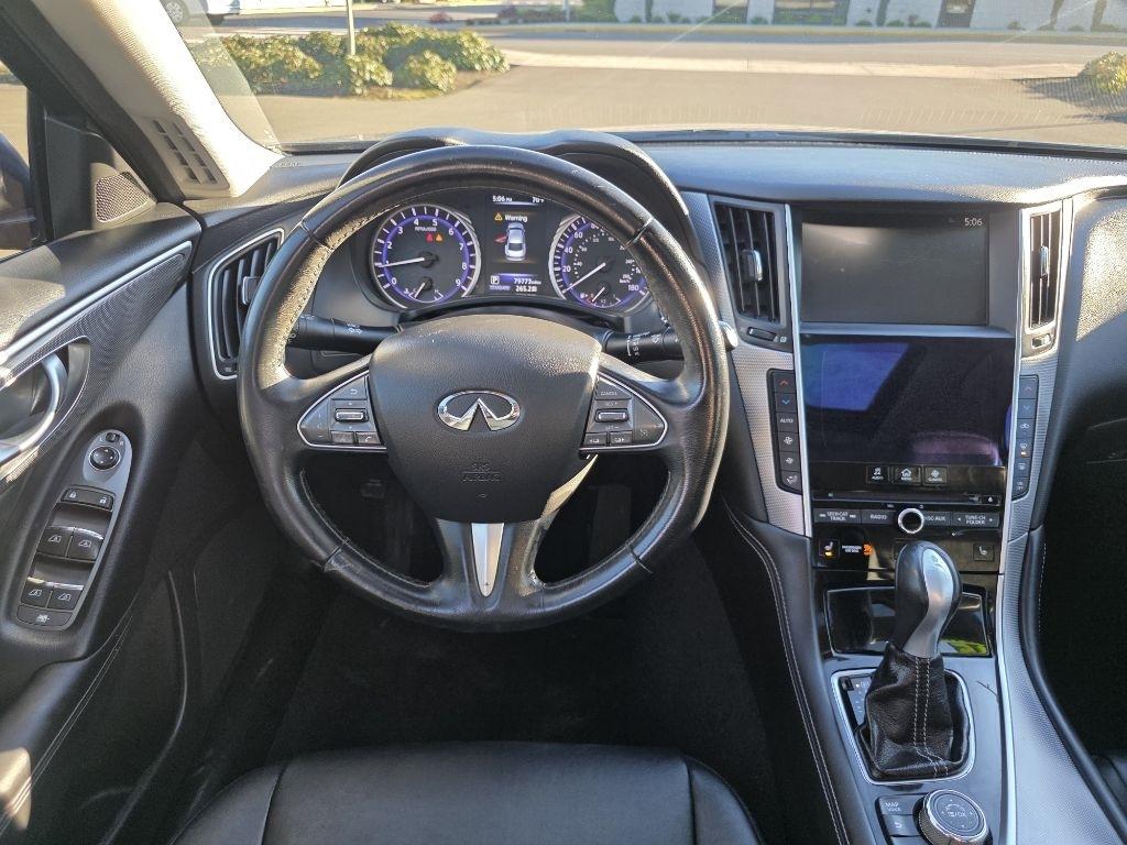 Infiniti Q50 4dr Sdn Premium RWD 2015