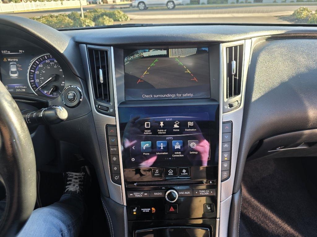 Infiniti Q50 4dr Sdn Premium RWD 2015