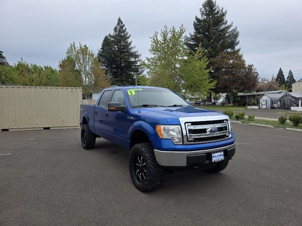 Ford F-150 4WD SuperCrew 145" XLT 2013