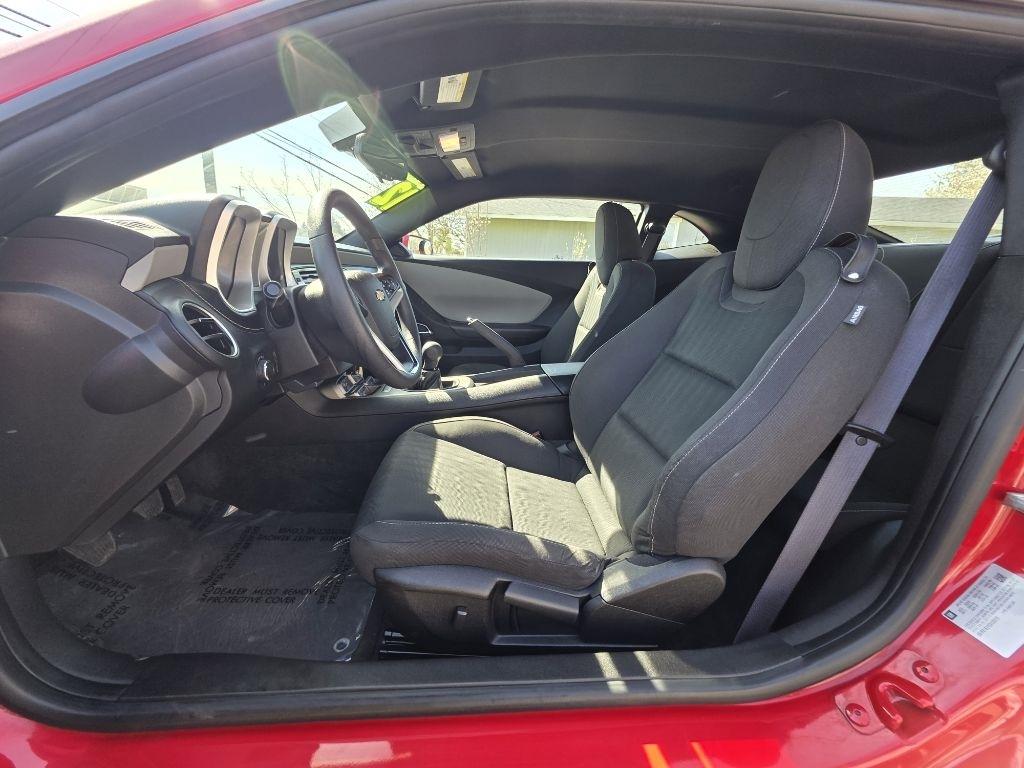 Chevrolet Camaro 2dr Cpe 1LS 2012