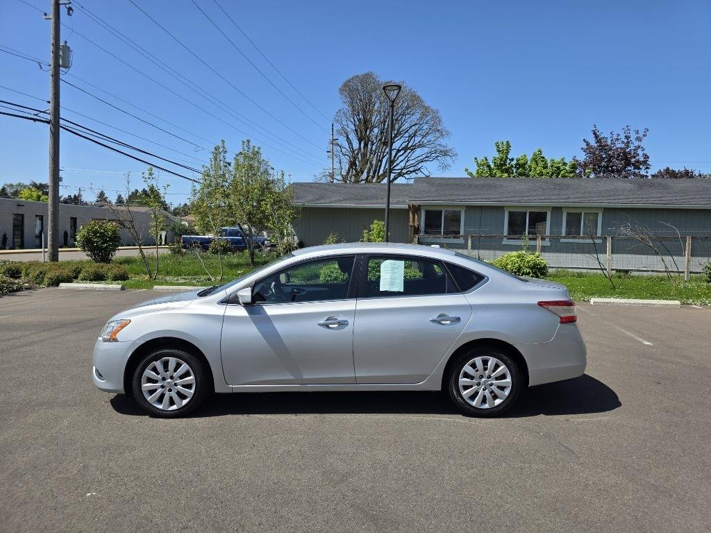 Nissan Sentra 4dr Sdn I4 CVT SV 2015