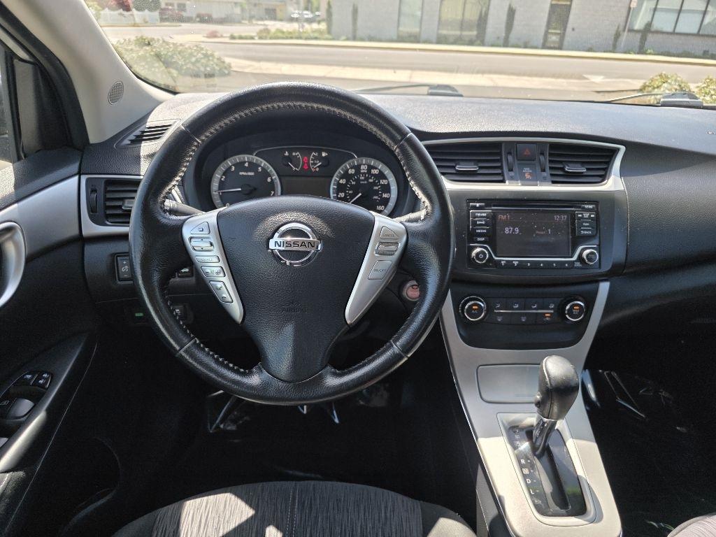 Nissan Sentra 4dr Sdn I4 CVT SV 2015