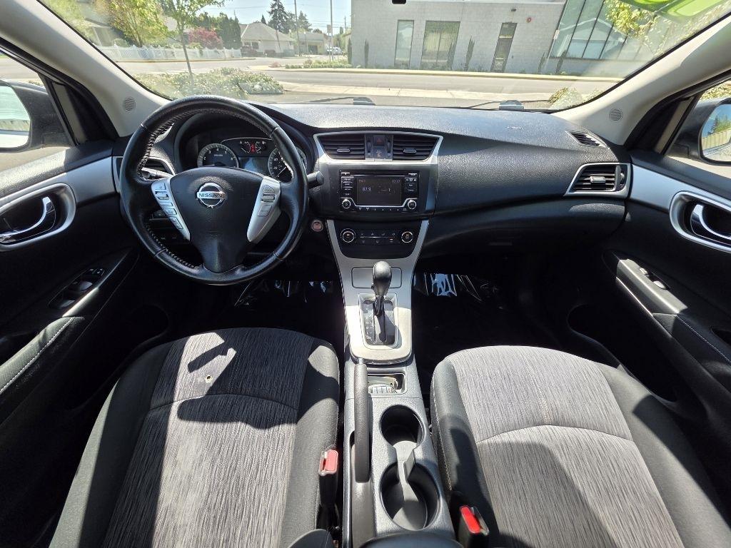 Nissan Sentra 4dr Sdn I4 CVT SV 2015