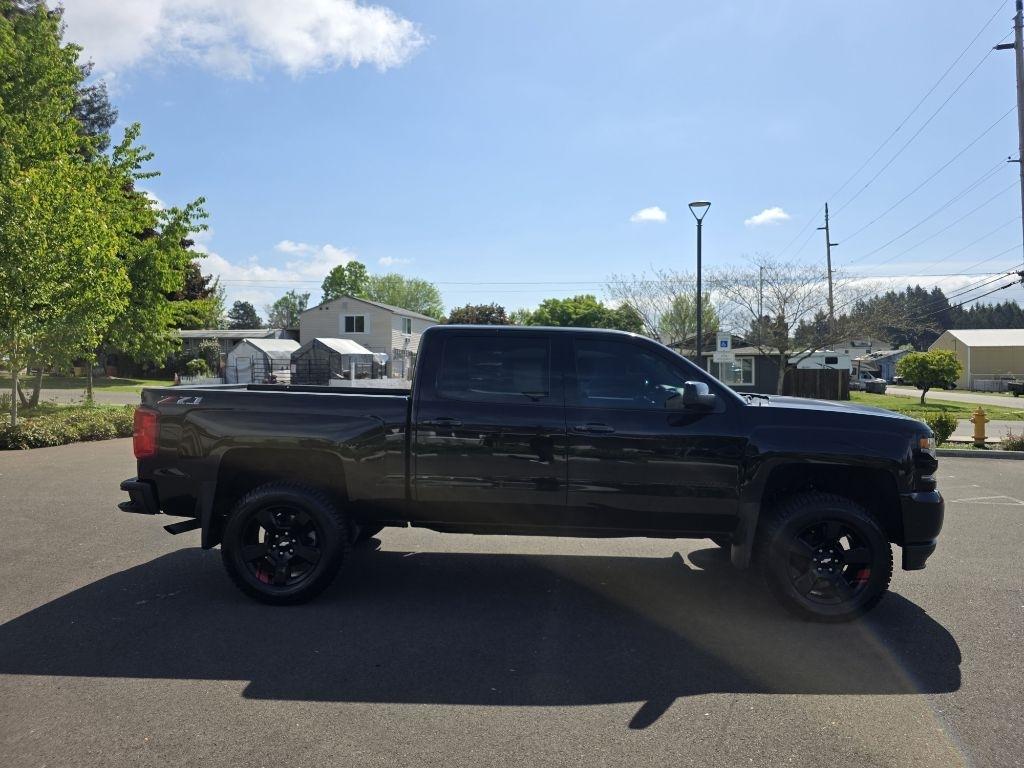 Chevrolet Silverado 1500 4WD Crew Cab 143.5" LTZ w/2LZ 2018