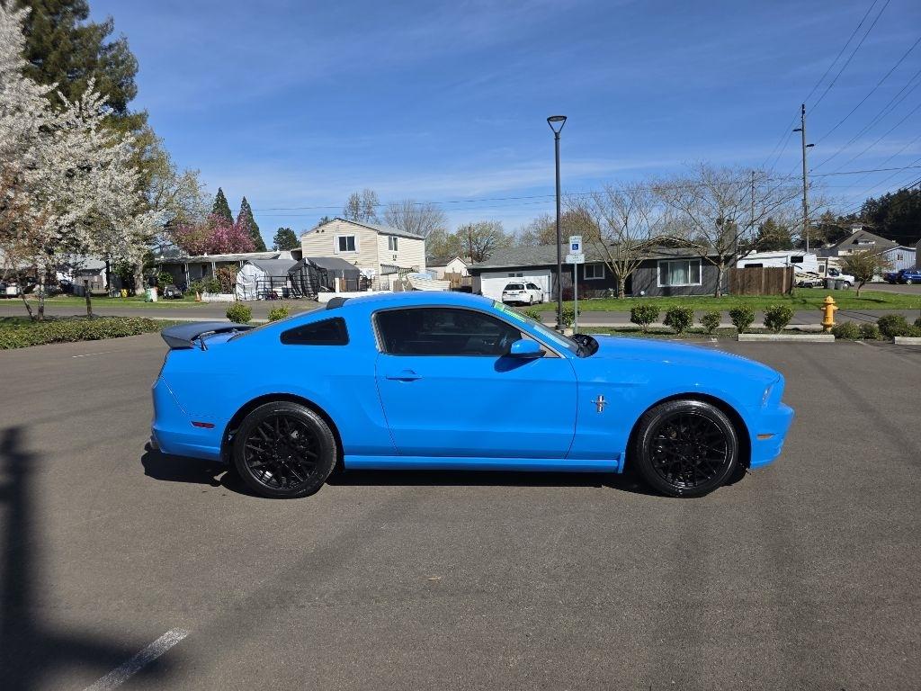 Ford Mustang 2dr Cpe V6 2014