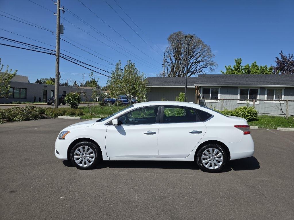 Nissan Sentra 4dr Sdn I4 CVT SV 2015