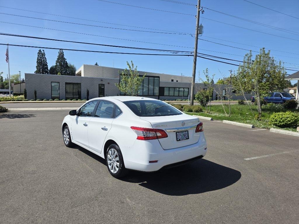 Nissan Sentra 4dr Sdn I4 CVT SV 2015