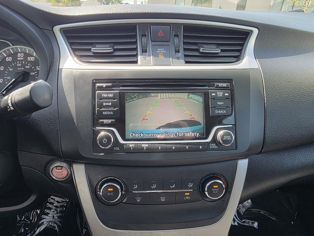 Nissan Sentra 4dr Sdn I4 CVT SV 2015