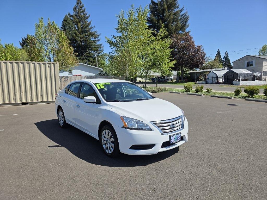 Nissan Sentra 4dr Sdn I4 CVT SV 2015