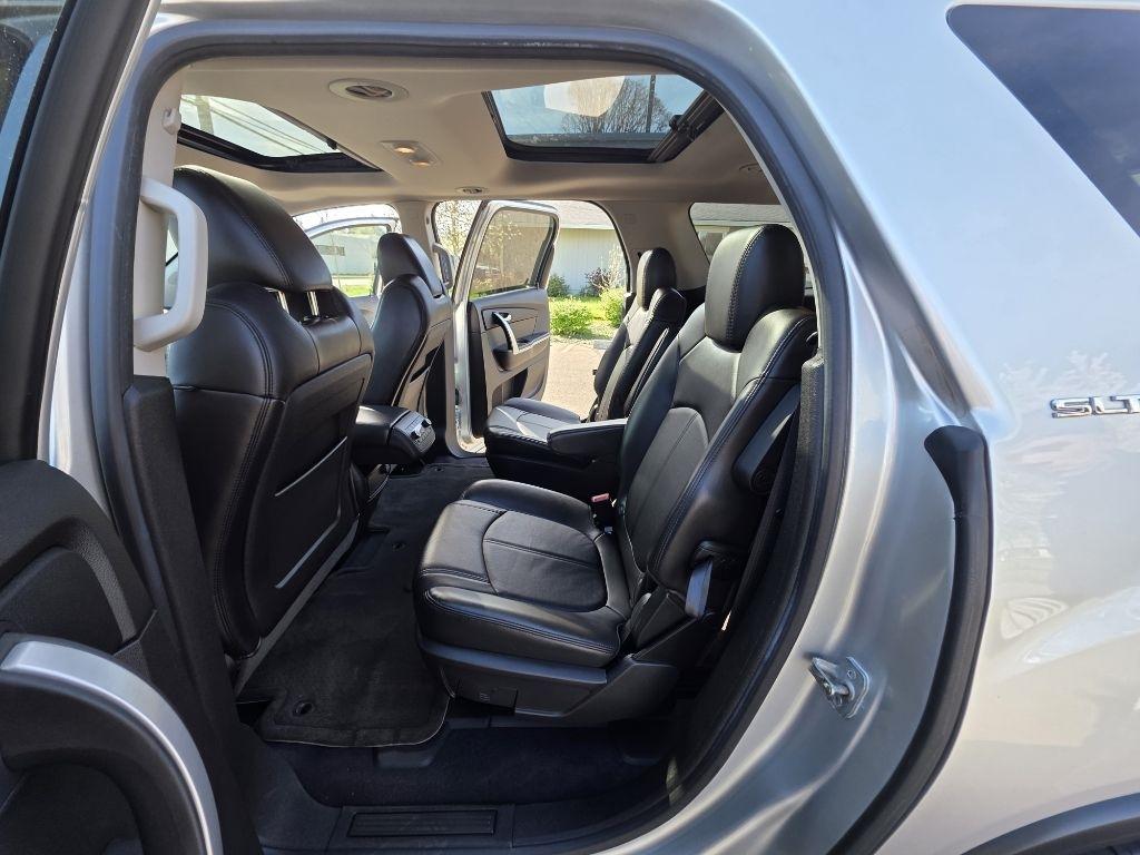 GMC Acadia AWD 4dr SLT2 2010