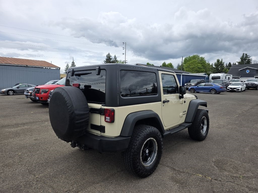 Jeep Wrangler 4WD 2dr Sport 2011