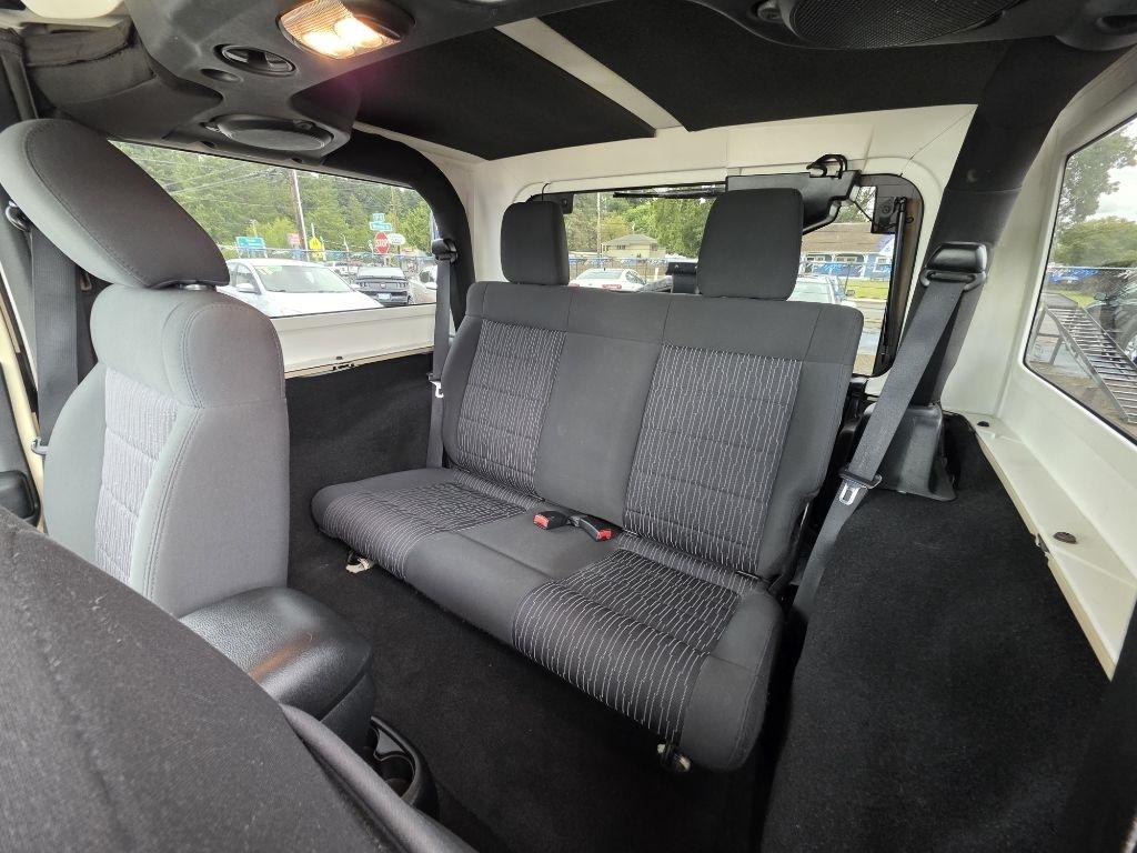Jeep Wrangler 4WD 2dr Sport 2011