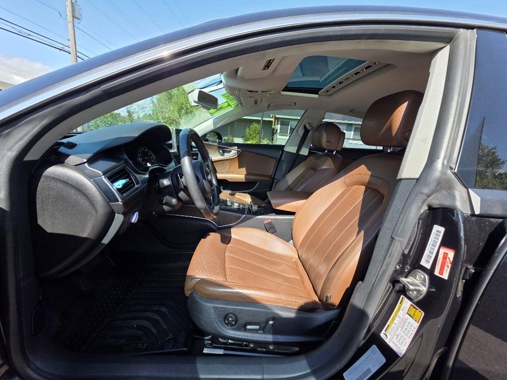 Audi A7 4dr HB quattro 3.0 Premium 2012