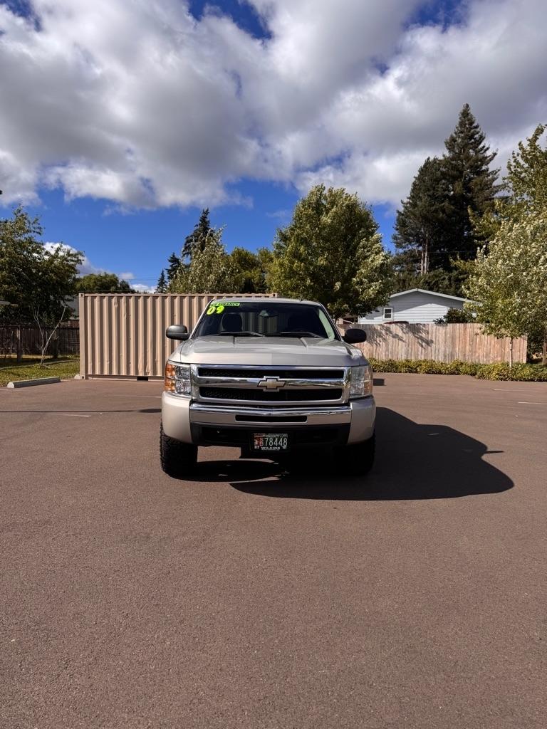 Chevrolet Silverado 1500 4WD Crew Cab 143.5" LT 2009