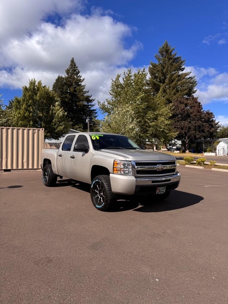 Chevrolet Silverado 1500 4WD Crew Cab 143.5" LT 2009