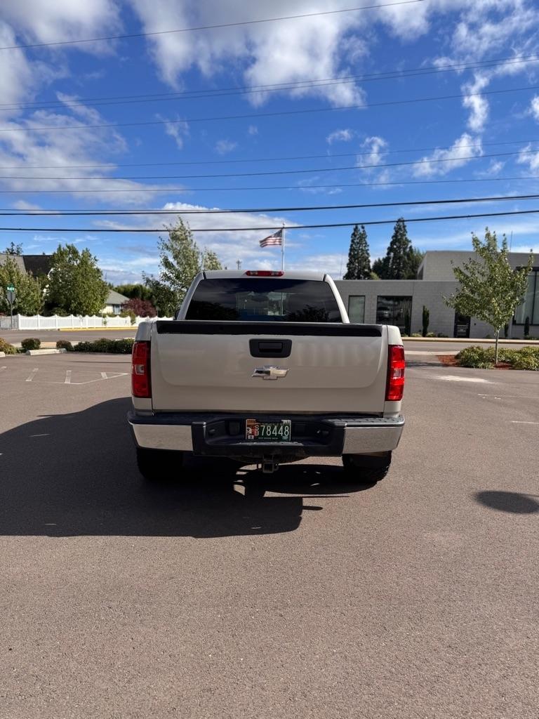 Chevrolet Silverado 1500 4WD Crew Cab 143.5" LT 2009