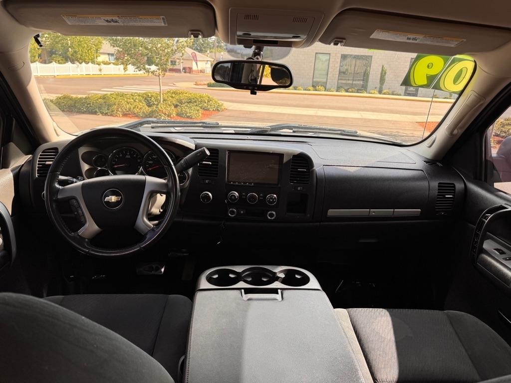 Chevrolet Silverado 1500 4WD Crew Cab 143.5" LT 2009