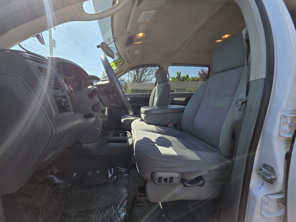 Dodge Ram 3500 4WD Mega Cab 160.5" SXT 2008