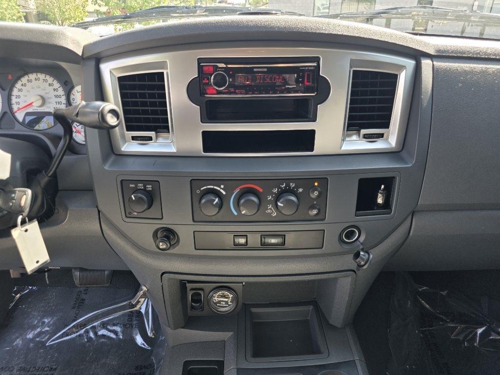 Dodge Ram 3500 4WD Mega Cab 160.5" SXT 2008