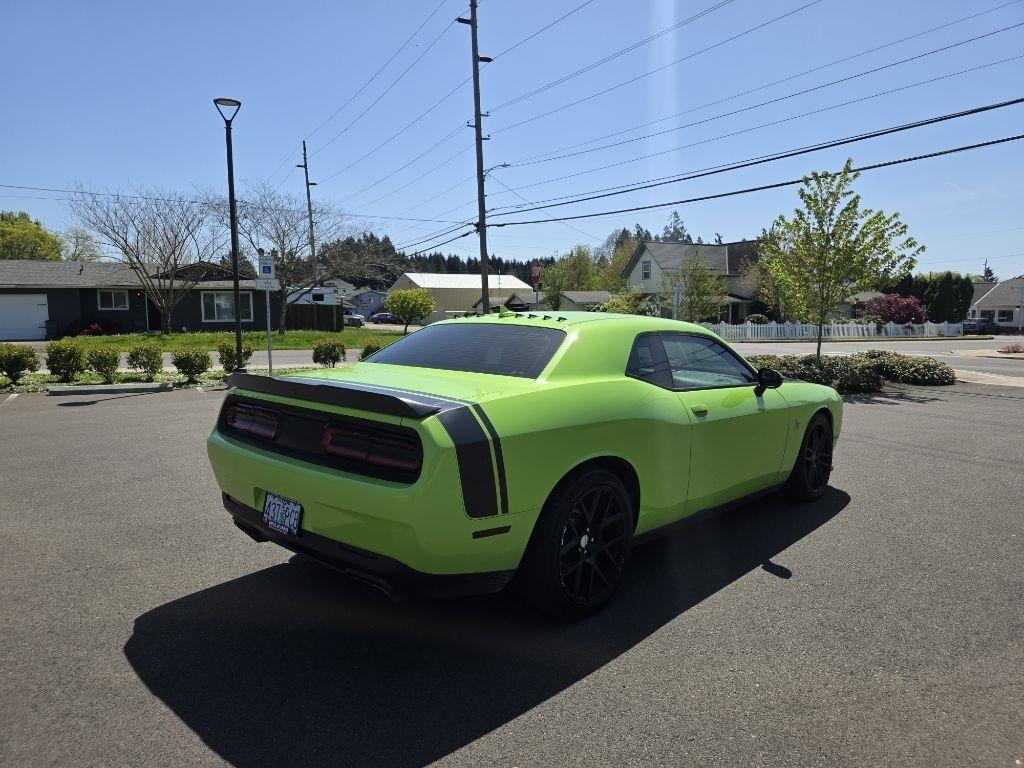 Dodge Challenger 2dr Cpe R/T Scat Pack 2015