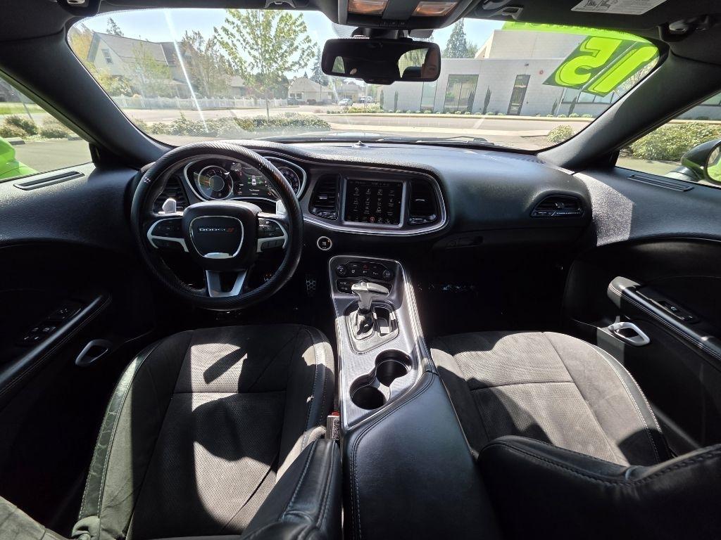 Dodge Challenger 2dr Cpe R/T Scat Pack 2015