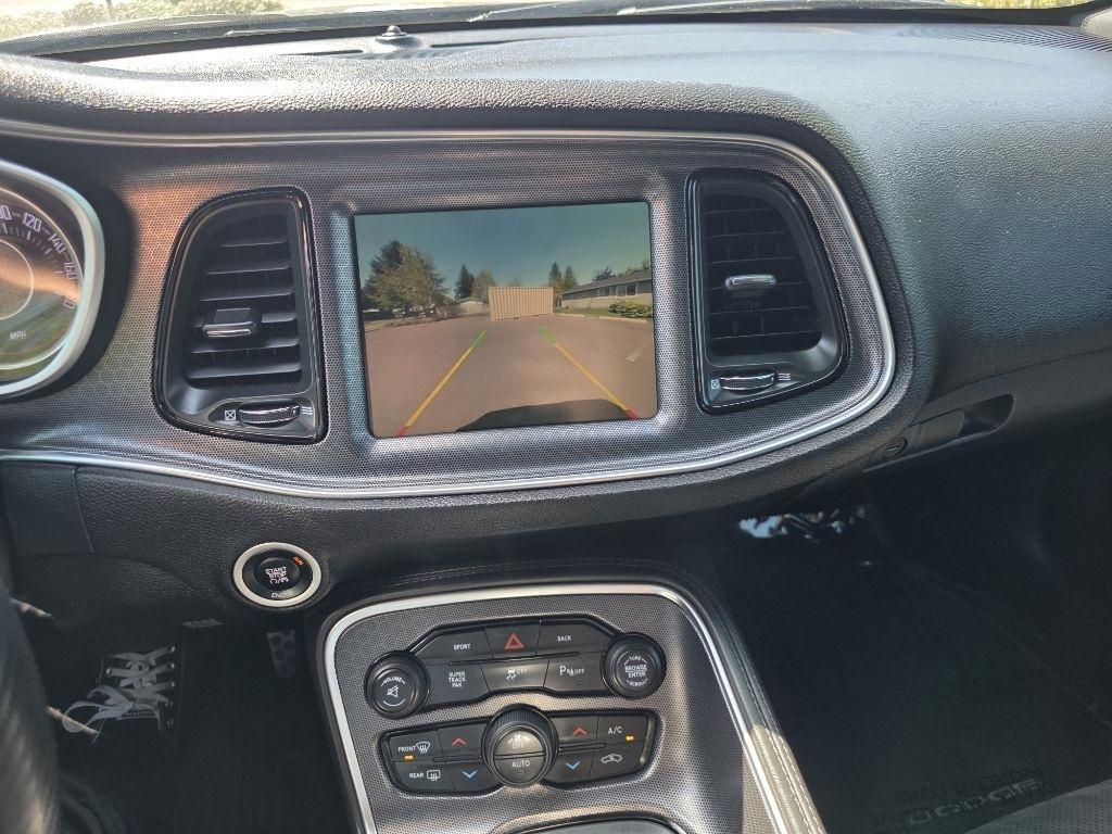 Dodge Challenger 2dr Cpe R/T Scat Pack 2015