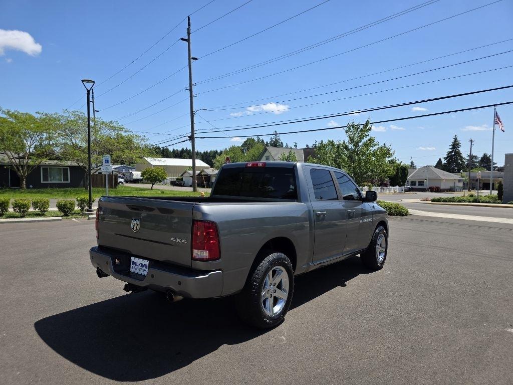 RAM 1500 4WD Crew Cab 140.5" Sport 2012