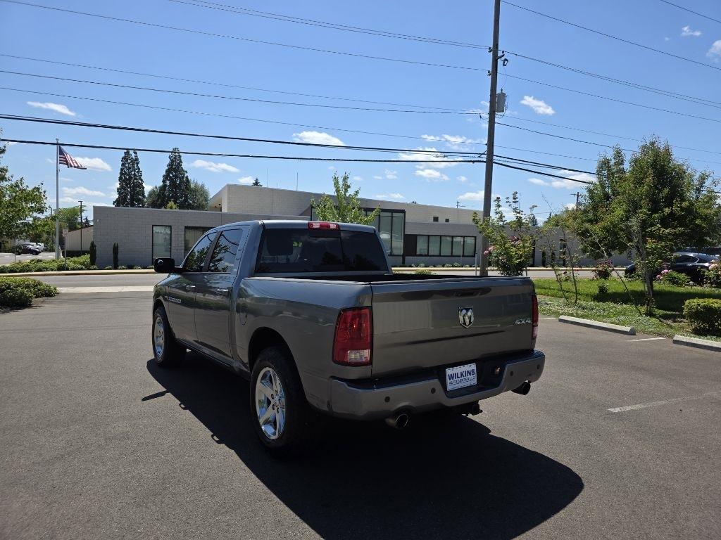 RAM 1500 4WD Crew Cab 140.5" Sport 2012