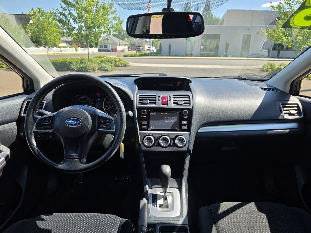 Subaru Impreza Sedan 4dr CVT 2.0i Premium 2015