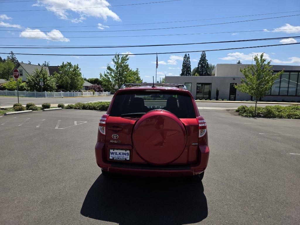 Toyota RAV4 4WD 4dr 4-cyl 4-Spd AT (Natl) 2011