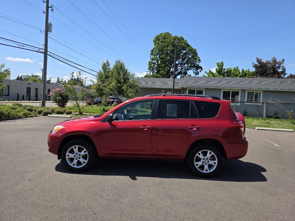 Toyota RAV4 4WD 4dr 4-cyl 4-Spd AT (Natl) 2011