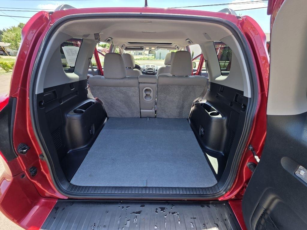 Toyota RAV4 4WD 4dr 4-cyl 4-Spd AT (Natl) 2011