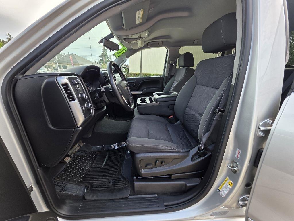 Chevrolet Silverado 1500 4WD Crew Cab 143.5" LT w/1LT 2015