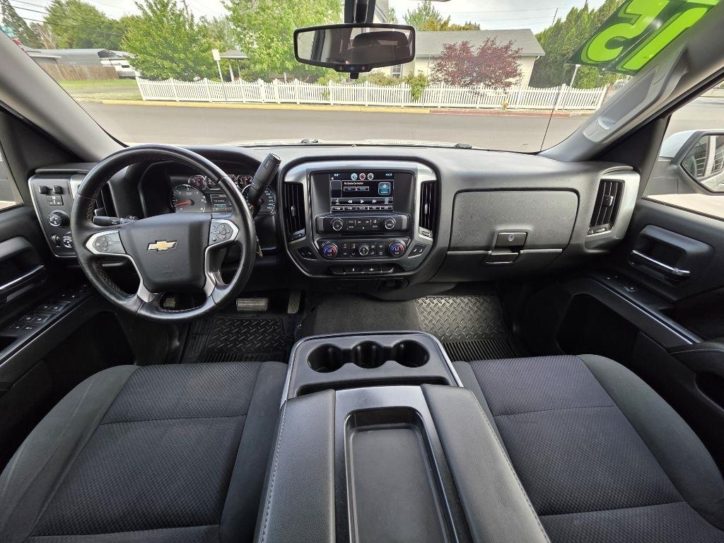 Chevrolet Silverado 1500 4WD Crew Cab 143.5" LT w/1LT 2015