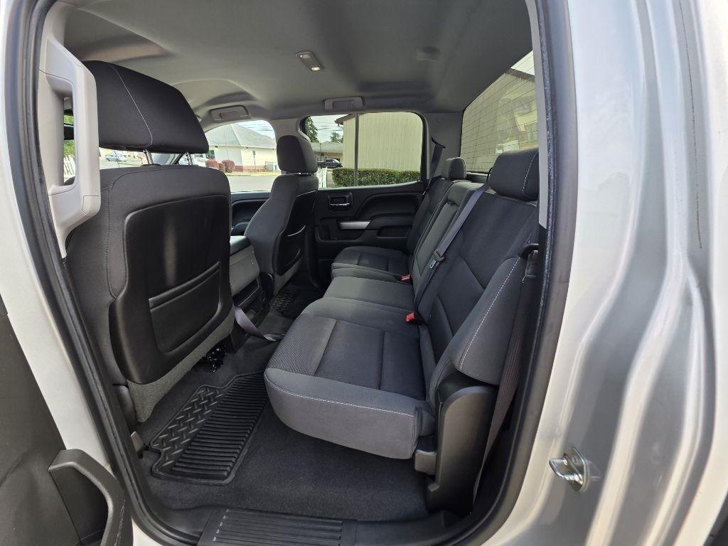 Chevrolet Silverado 1500 4WD Crew Cab 143.5" LT w/1LT 2015