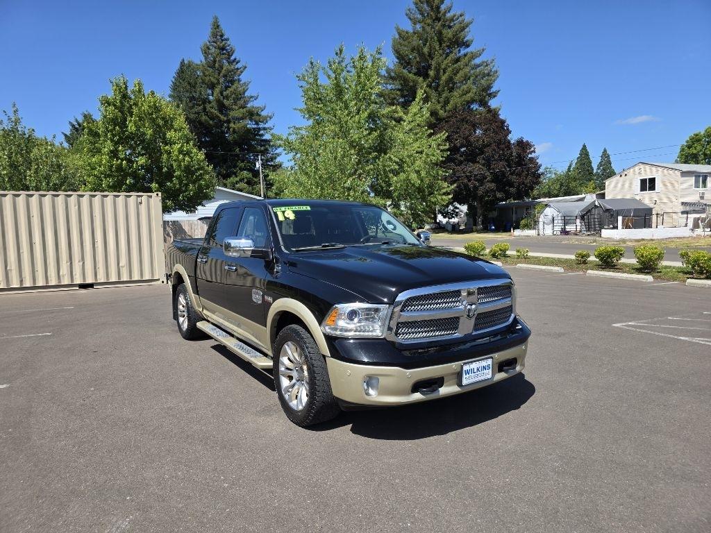 RAM 1500 4WD Crew Cab 140.5" Longhorn 2014