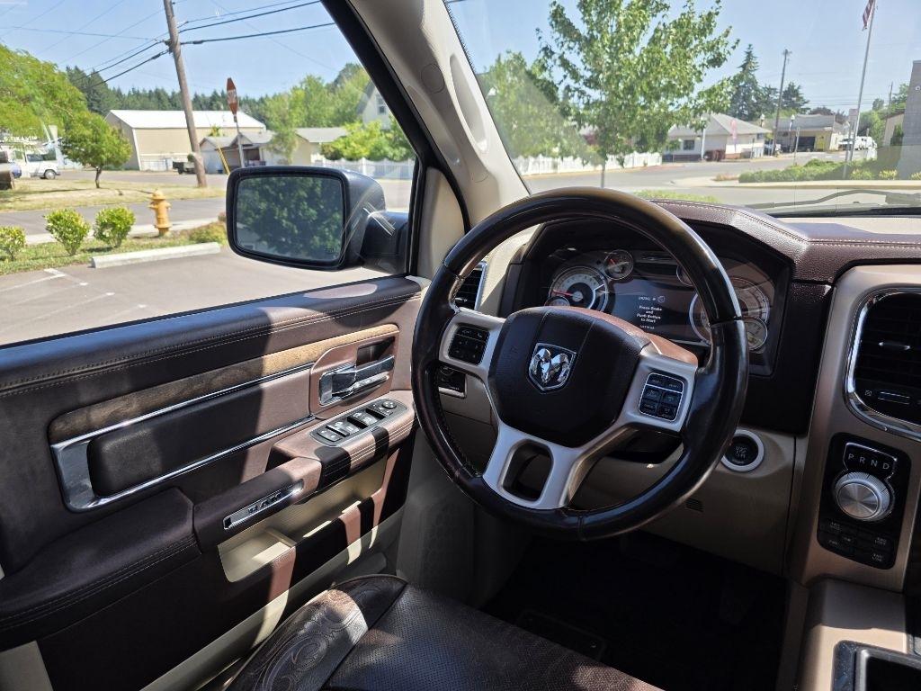 RAM 1500 4WD Crew Cab 140.5" Longhorn 2014