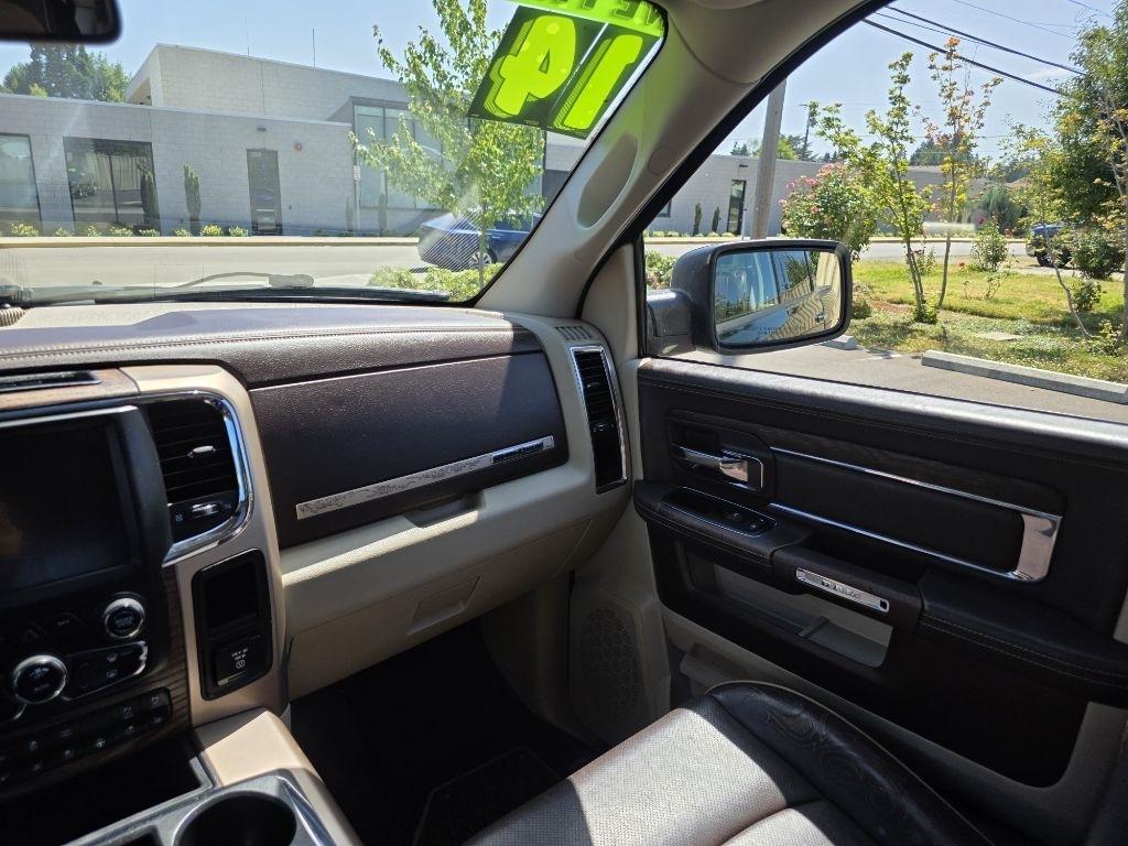 RAM 1500 4WD Crew Cab 140.5" Longhorn 2014