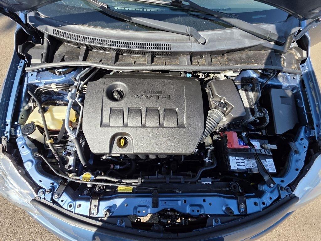 Toyota Corolla 4dr Sdn Auto LE Special Edition (Natl) 2013
